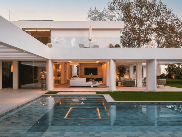 Buy Stunning Luxury Villa for Sale in Marbella Golf Banus