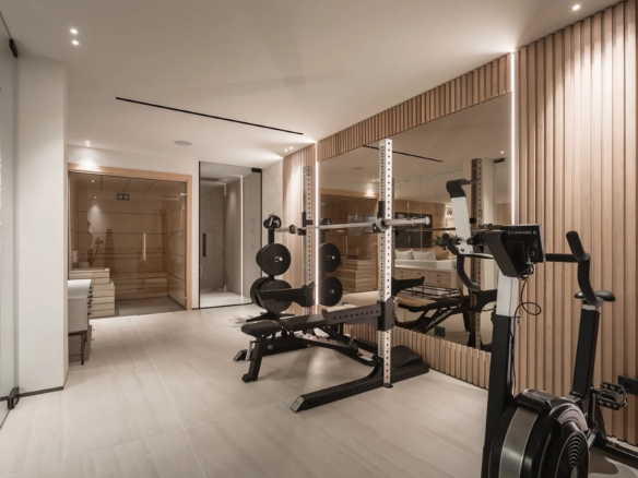 Buy Stunning Luxury Villa for Sale in Marbella Golf Banus