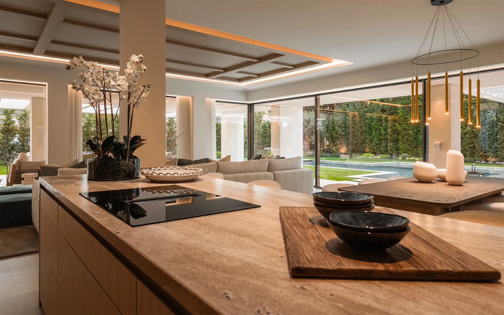 Buy Stunning Luxury Villa for Sale in Marbella Golf Banus