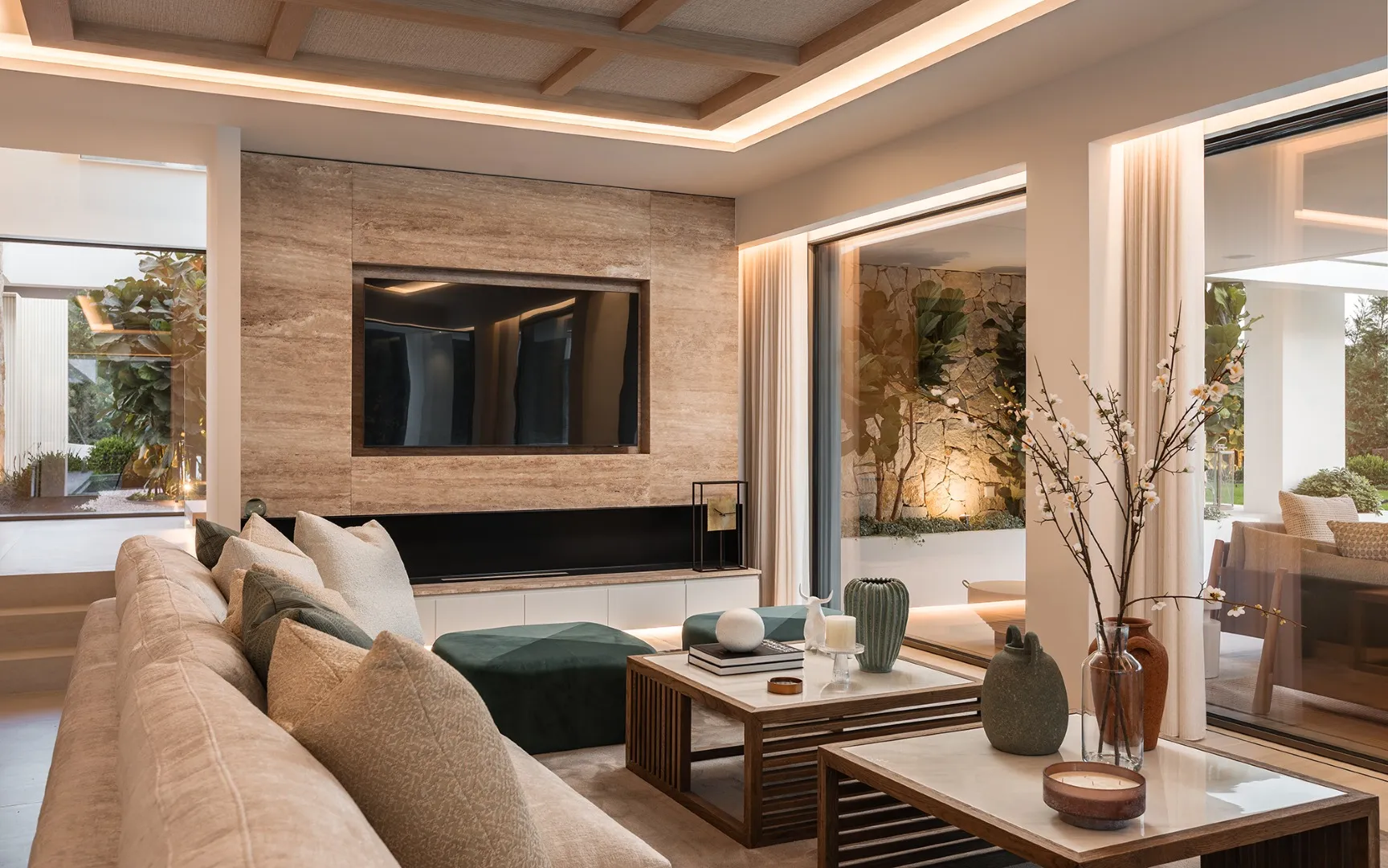 Buy Stunning Luxury Villa for Sale in Marbella Golf Banus