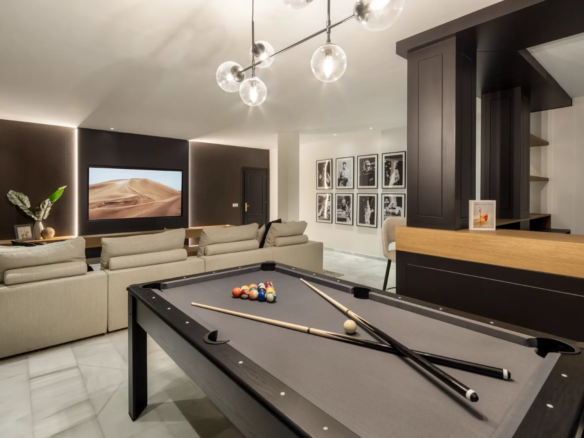 How to Buy Villa in Marbella 2025 Alhambra Palace Aloha Golf Nueva Andalucia