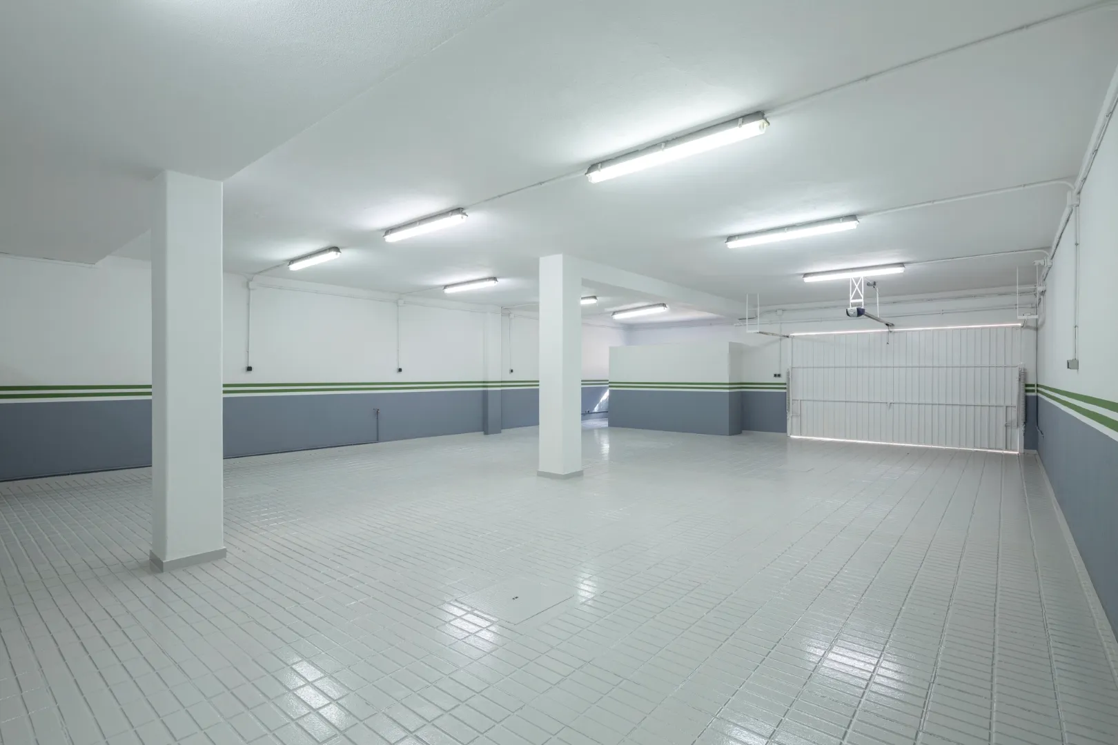 How to Buy Villa in Marbella 2025 Alhambra Palace Aloha Golf Nueva Andalucia