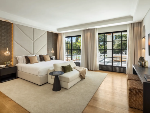 How to Buy Villa in Marbella 2025 Alhambra Palace Aloha Golf Nueva Andalucia