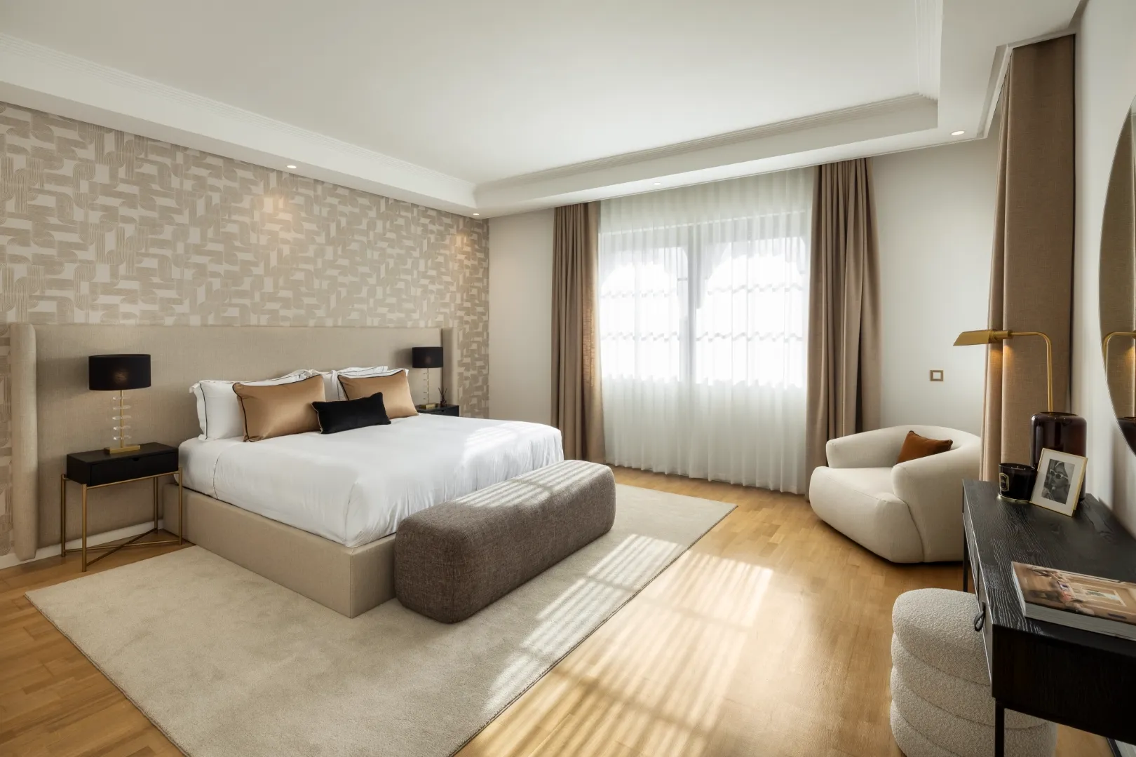 How to Buy Villa in Marbella 2025 Alhambra Palace Aloha Golf Nueva Andalucia