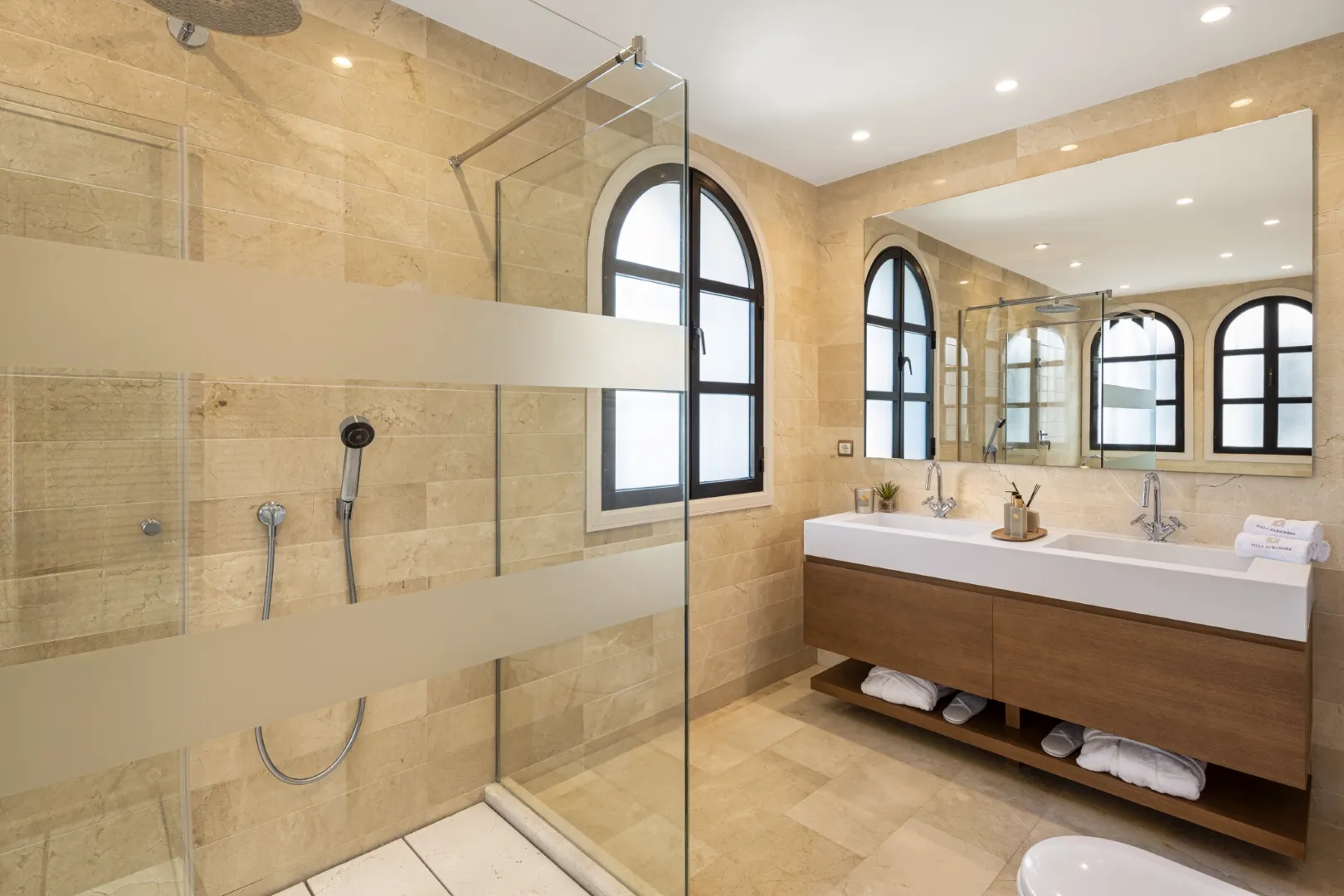 How to Buy Villa in Marbella 2025 Alhambra Palace Aloha Golf Nueva Andalucia