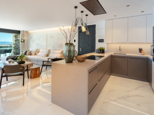 How to Buy Puerto Banus Apartment Sea Frontline Port 2025 Modern renewed luxury