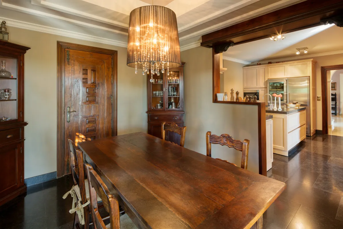 How to Buy a Villa in Sierra Blanca Marbella Spain