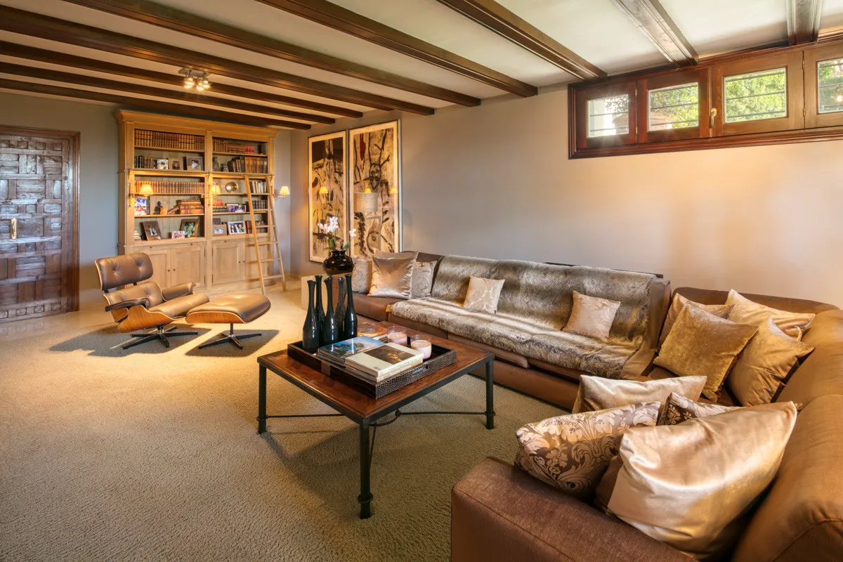 How to Buy a Villa in Sierra Blanca Marbella Spain