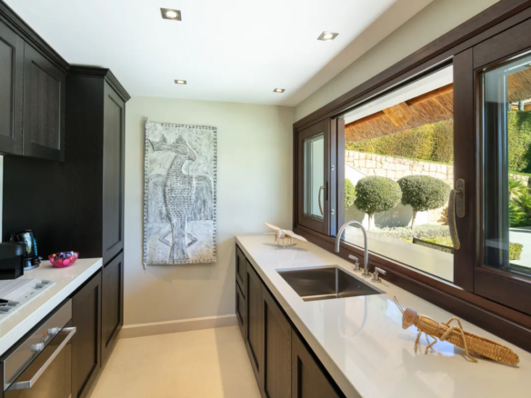 How to Buy a Villa in Sierra Blanca Marbella Spain