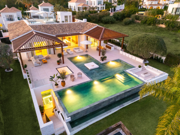 How to Buy a Marbella Modern Villa in 2025 Real Estate Agency Agent