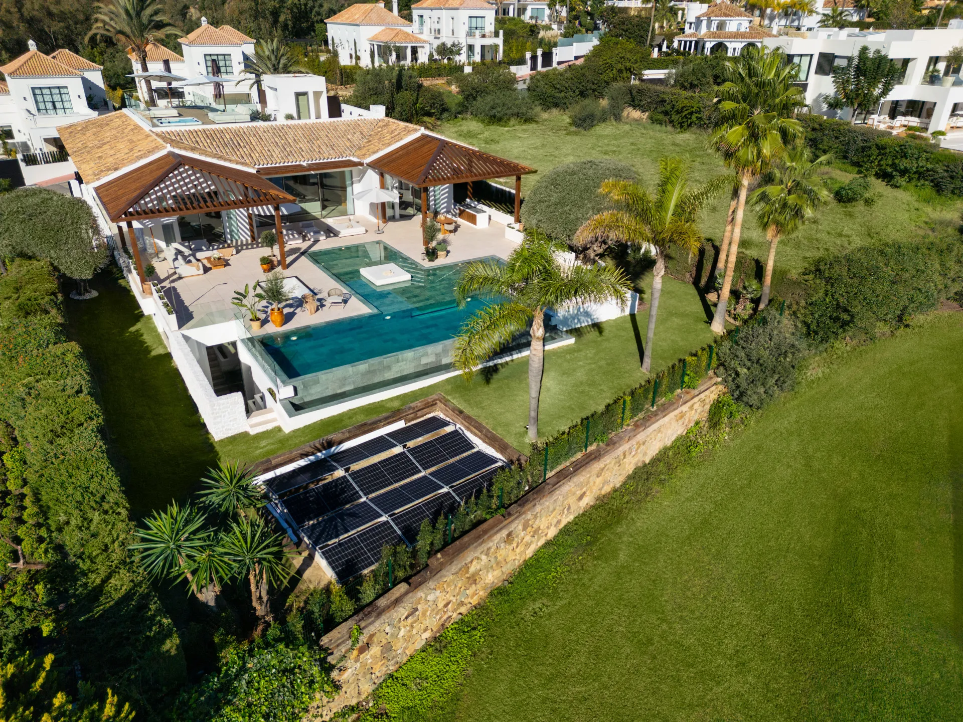 How to Buy a Marbella Modern Villa in 2025 Real Estate Agency Agent