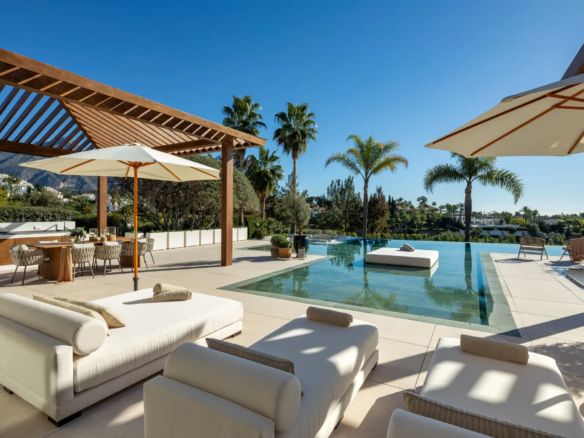 How to Buy a Marbella Modern Villa in 2025 Real Estate Agency Agent