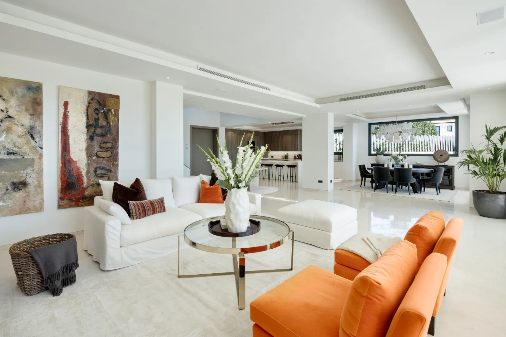 buy villa in Spain Marbella Puente Romano Altos Modern Beach