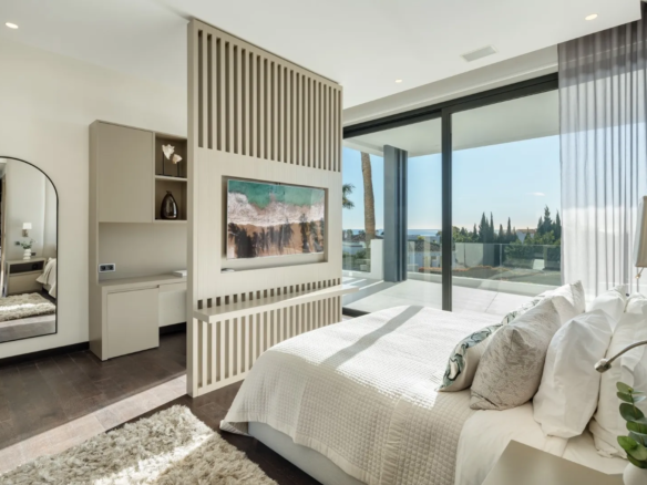 buy villa in Spain Marbella Puente Romano Altos Modern Beach