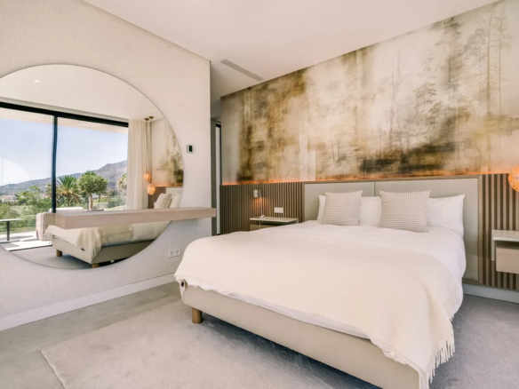 BUY VILLA MARBELLA NUEVA ANDALUCIA