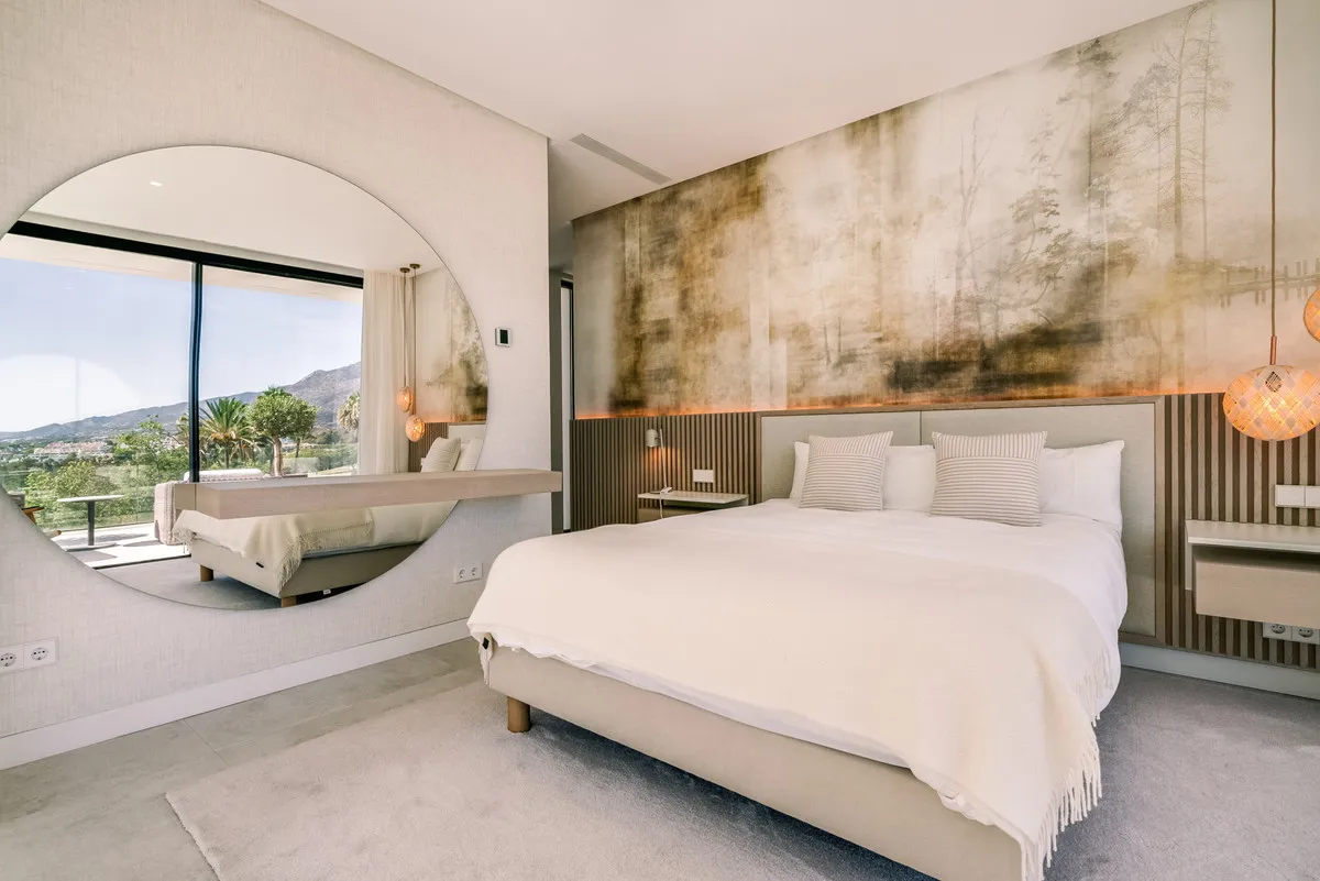 BUY VILLA MARBELLA NUEVA ANDALUCIA