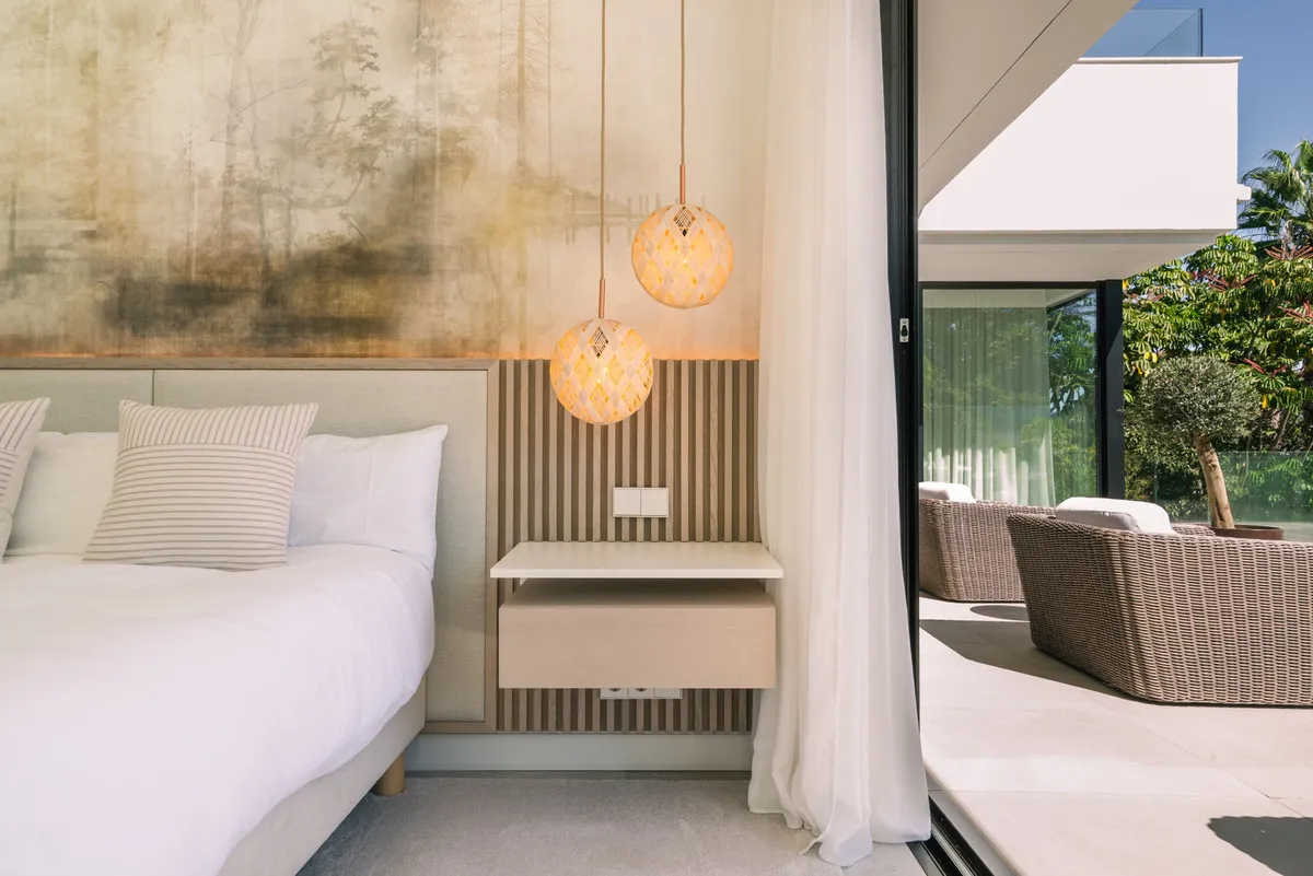 BUY VILLA MARBELLA NUEVA ANDALUCIA