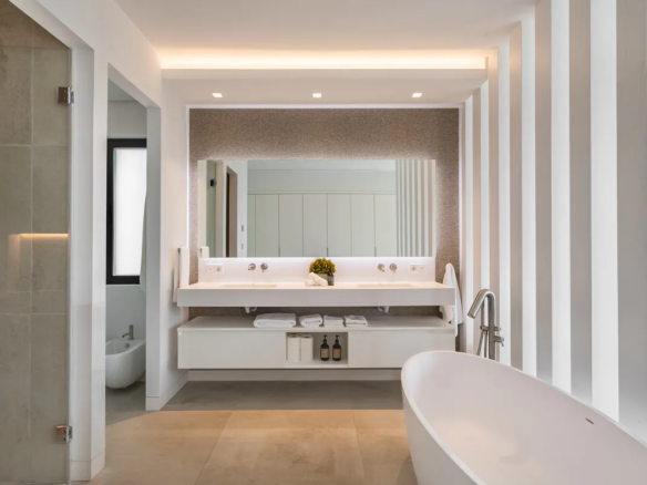 BUY VILLA MARBELLA NUEVA ANDALUCIA