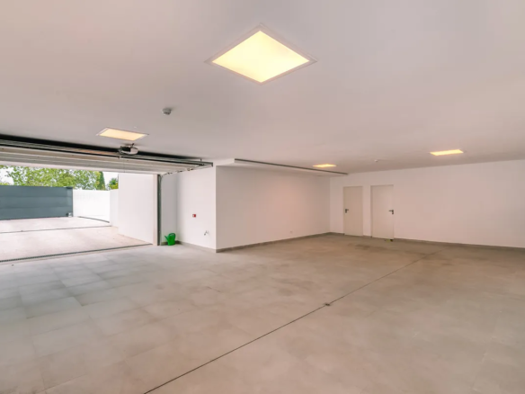 BUY VILLA MARBELLA NUEVA ANDALUCIA