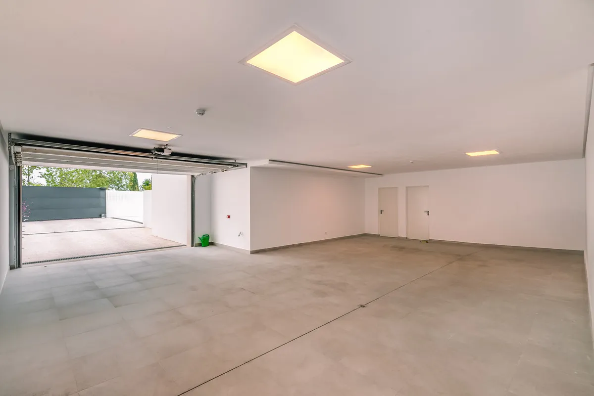 BUY VILLA MARBELLA NUEVA ANDALUCIA