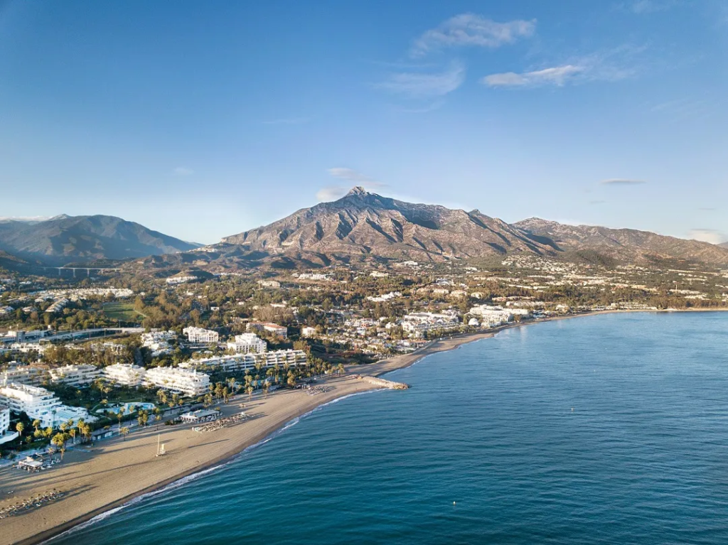 Marbella International Best Top Colleges University Higher Education Schools
