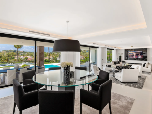 Golf Villa for Rent Marbella Spain Pool Cinema private security (12)