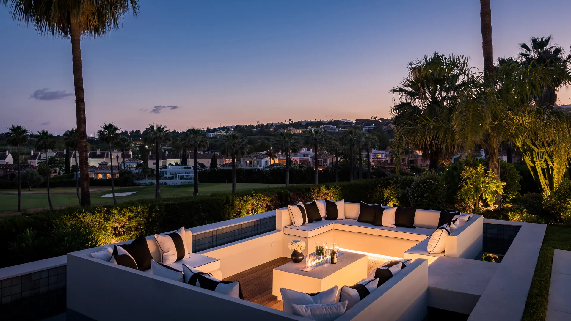 Golf Villa for Rent Marbella Spain Pool Cinema private security (1)