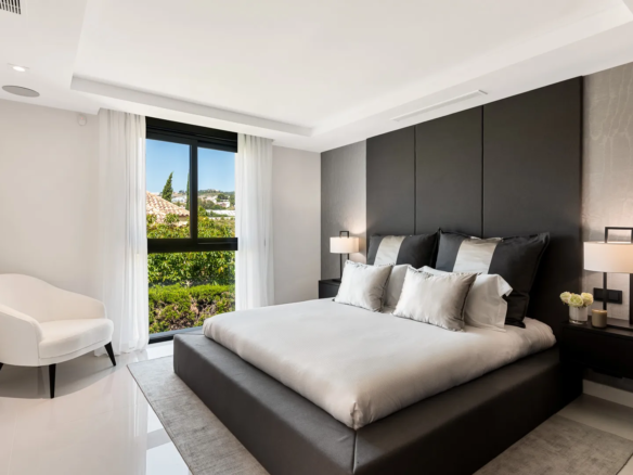 Golf Villa for Rent Marbella Spain Pool Cinema private security (12)