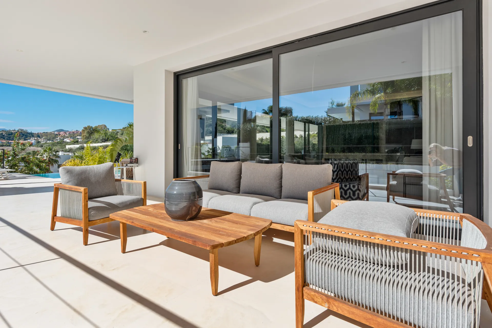 Golf Villa for Rent in Marbella 2025 holidays summer luxury infinite private pool (1)