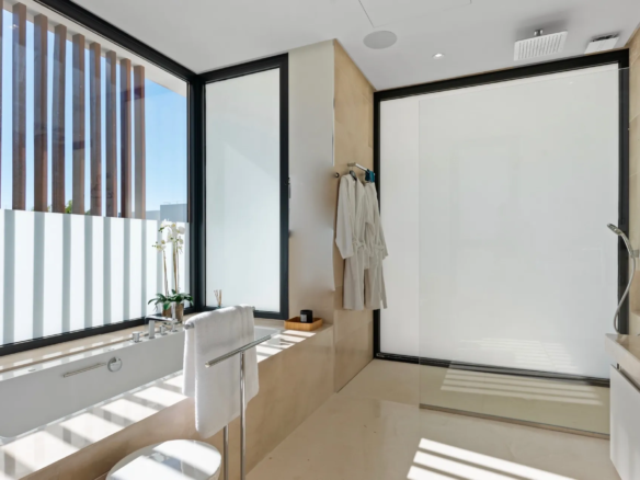 Golf Villa for Rent in Marbella 2025 holidays summer luxury infinite private pool (1)