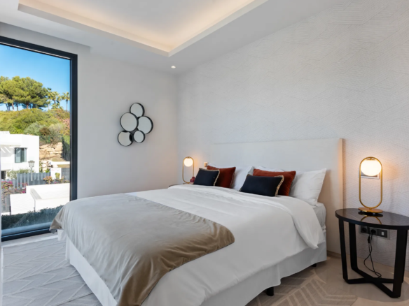 Golf Villa for Rent in Marbella 2025 holidays summer luxury infinite private pool (1)