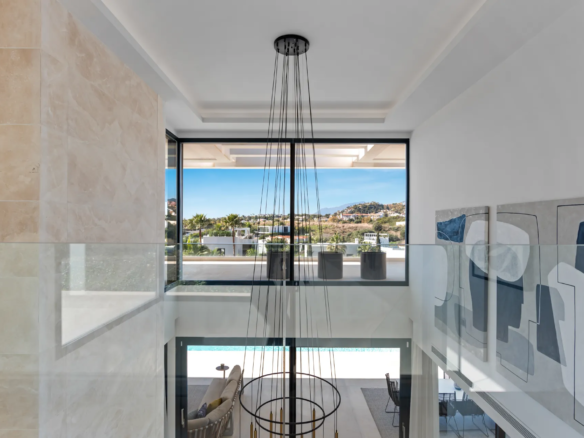 Golf Villa for Rent in Marbella 2025 holidays summer luxury infinite private pool (1)