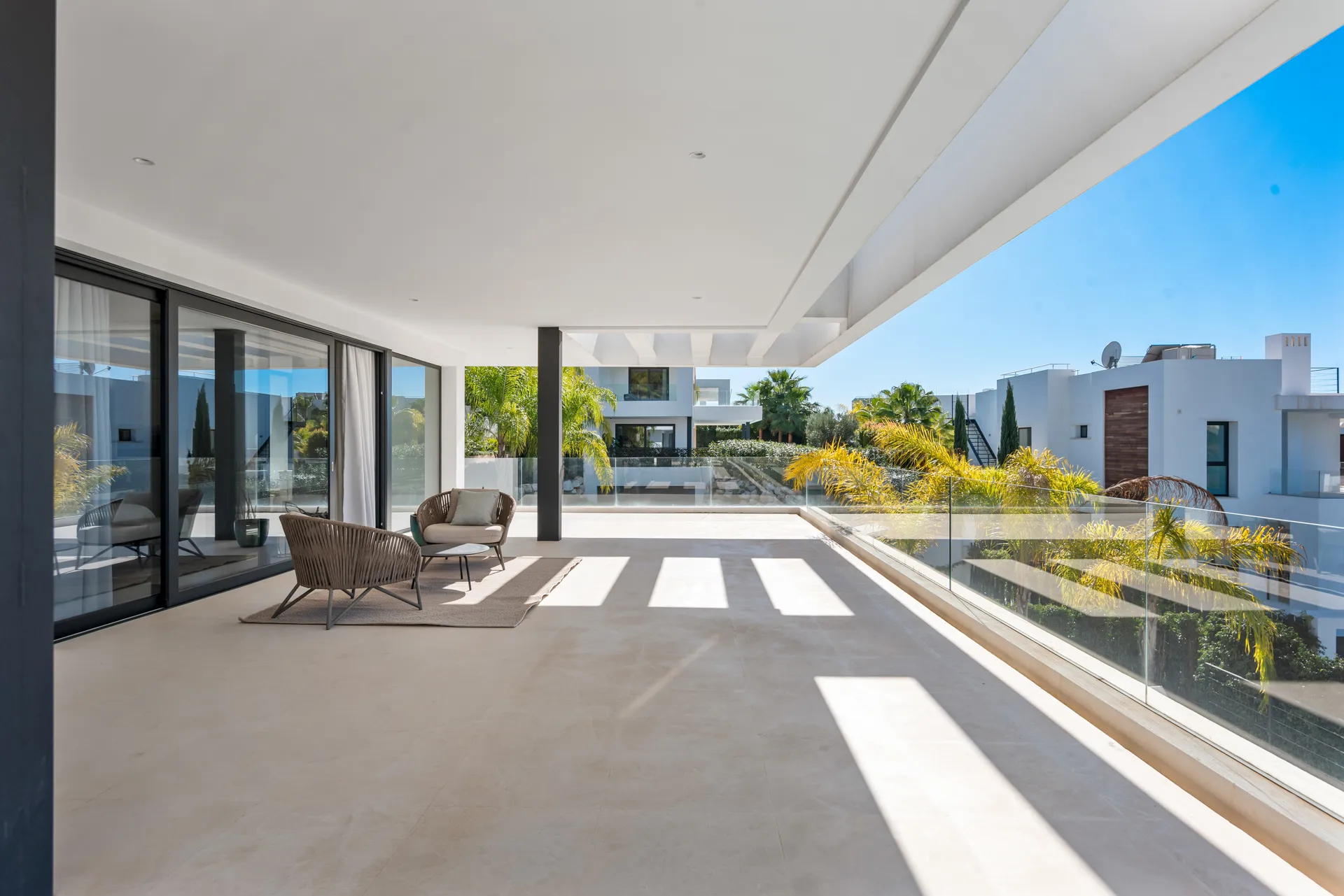 Golf Villa for Rent in Marbella 2025 holidays summer luxury infinite private pool (1)