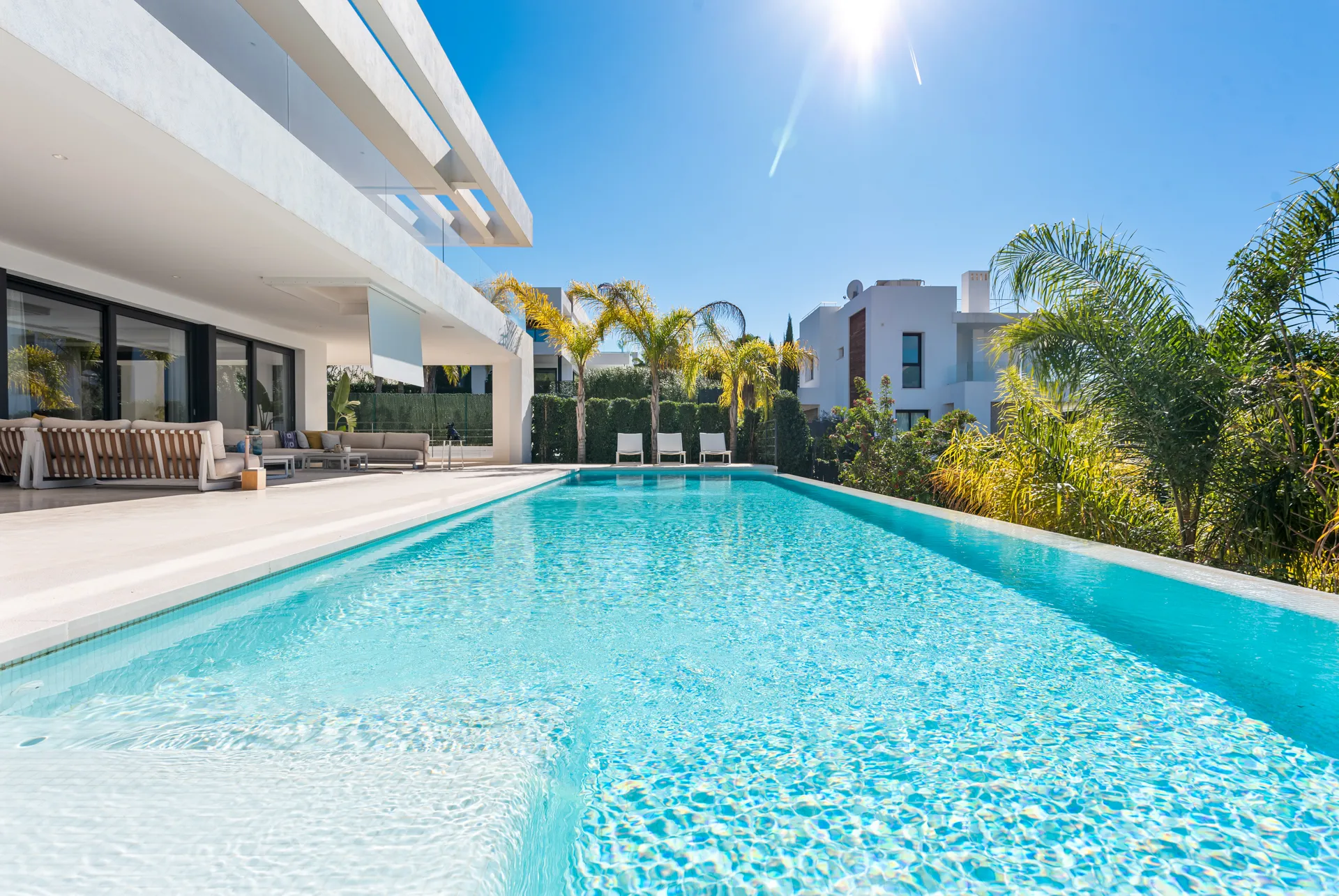 Golf Villa for Rent in Marbella 2025 holidays summer luxury infinite private pool (1)