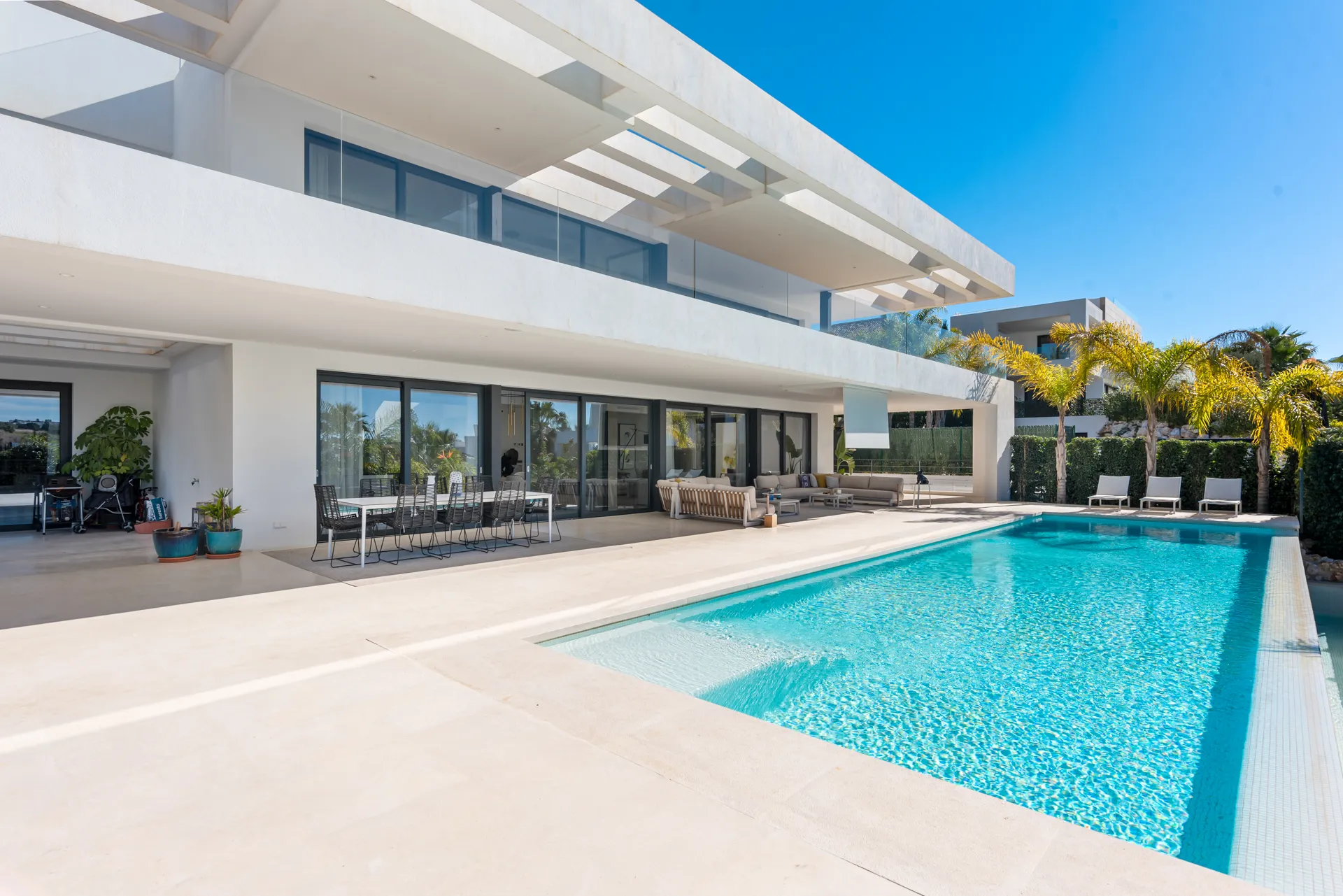 Golf Villa for Rent in Marbella 2025 holidays summer luxury infinite private pool (1)