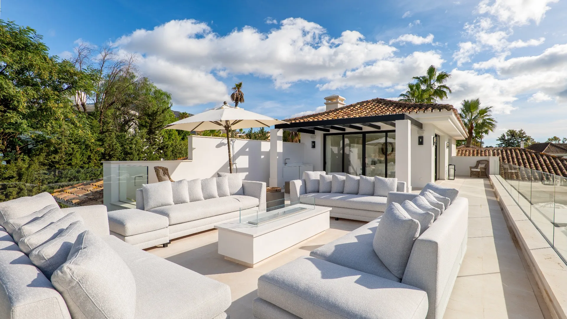 Golf Villa for Rent in Marbella private pool (1)