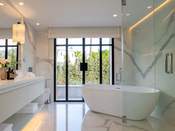 Golf Villa for Rent in Marbella private pool (1)