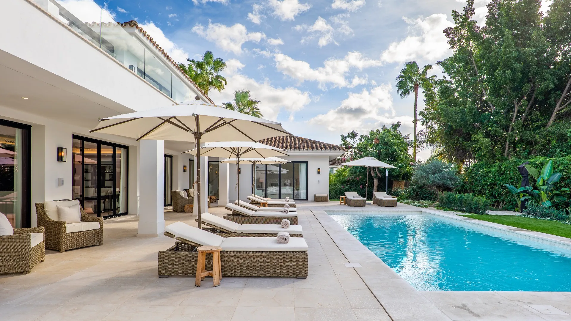 Golf Villa for Rent in Marbella private pool (1)