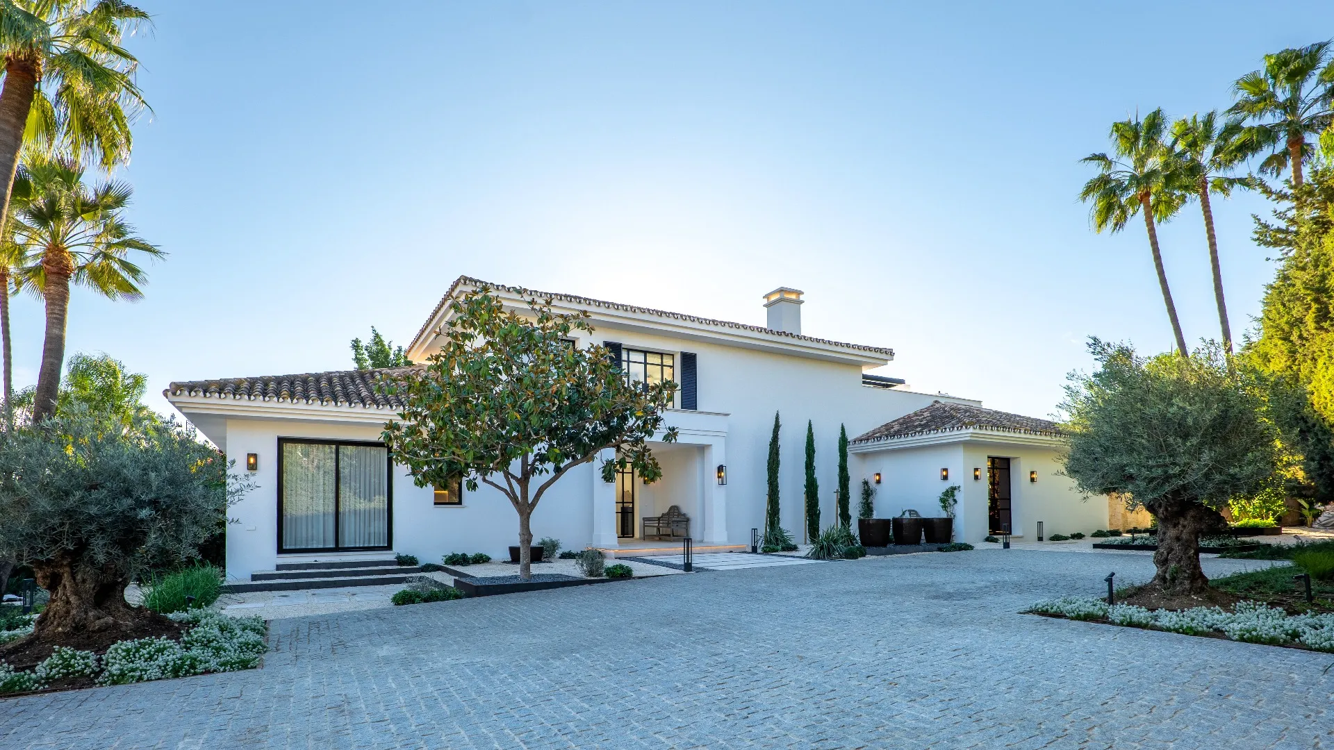 Golf Villa for Rent in Marbella private pool (1)