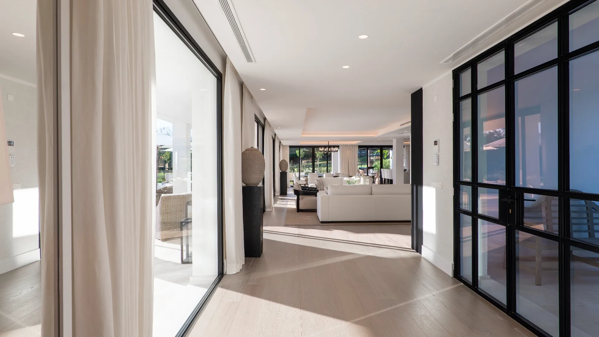 Golf Villa for Rent in Marbella private pool (1)