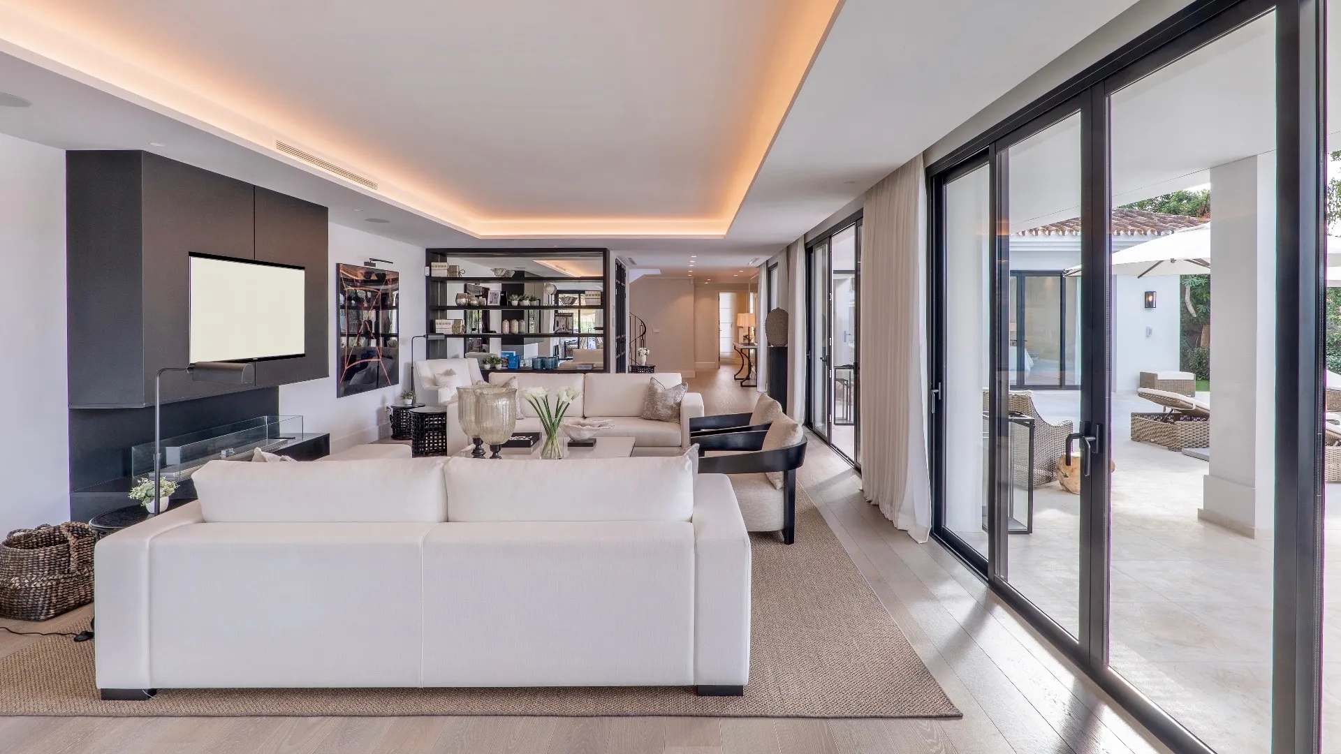 Golf Villa for Rent in Marbella private pool (1)