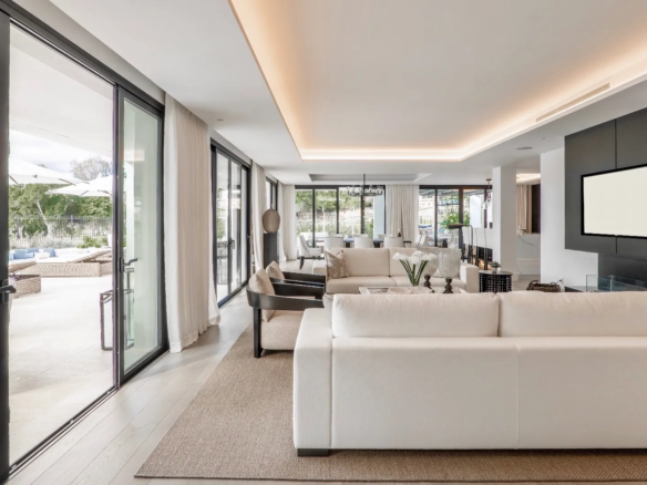 Golf Villa for Rent in Marbella private pool (1)