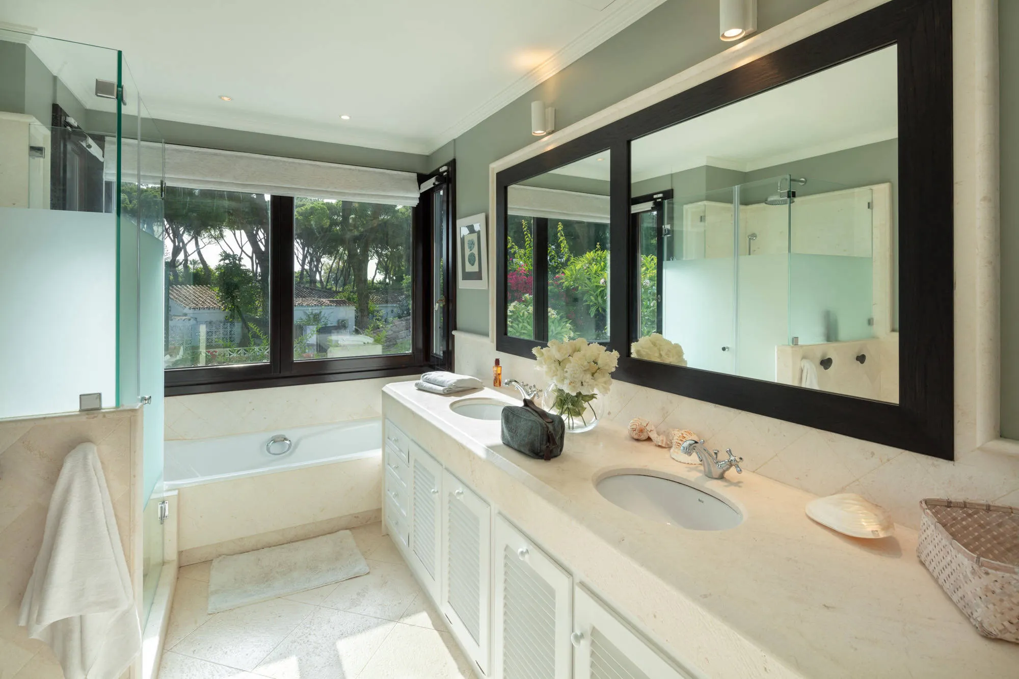 Villa for Rent in Golden Mile Marbella 5 rooms (1)