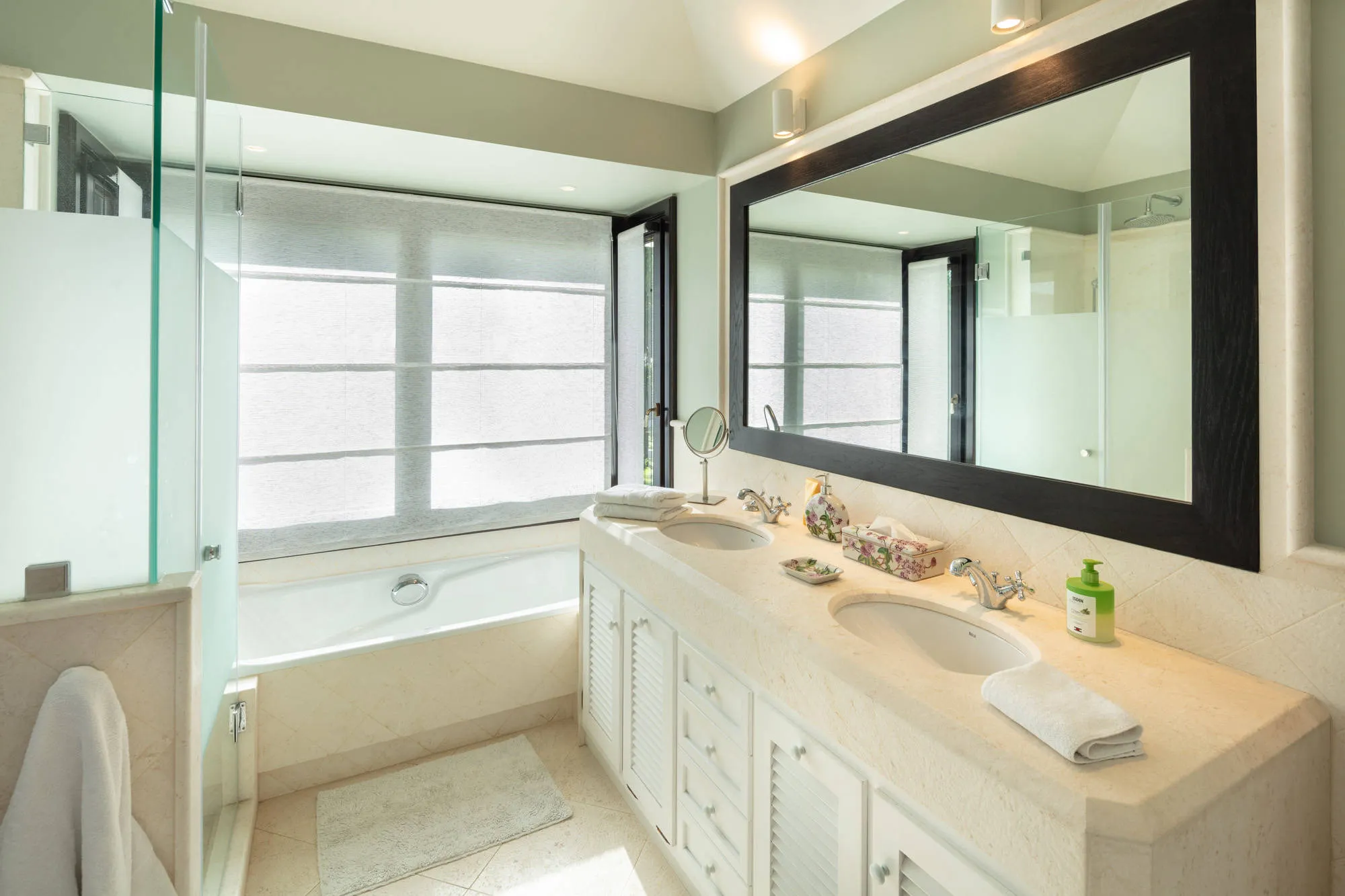 Villa for Rent in Golden Mile Marbella 5 rooms (1)