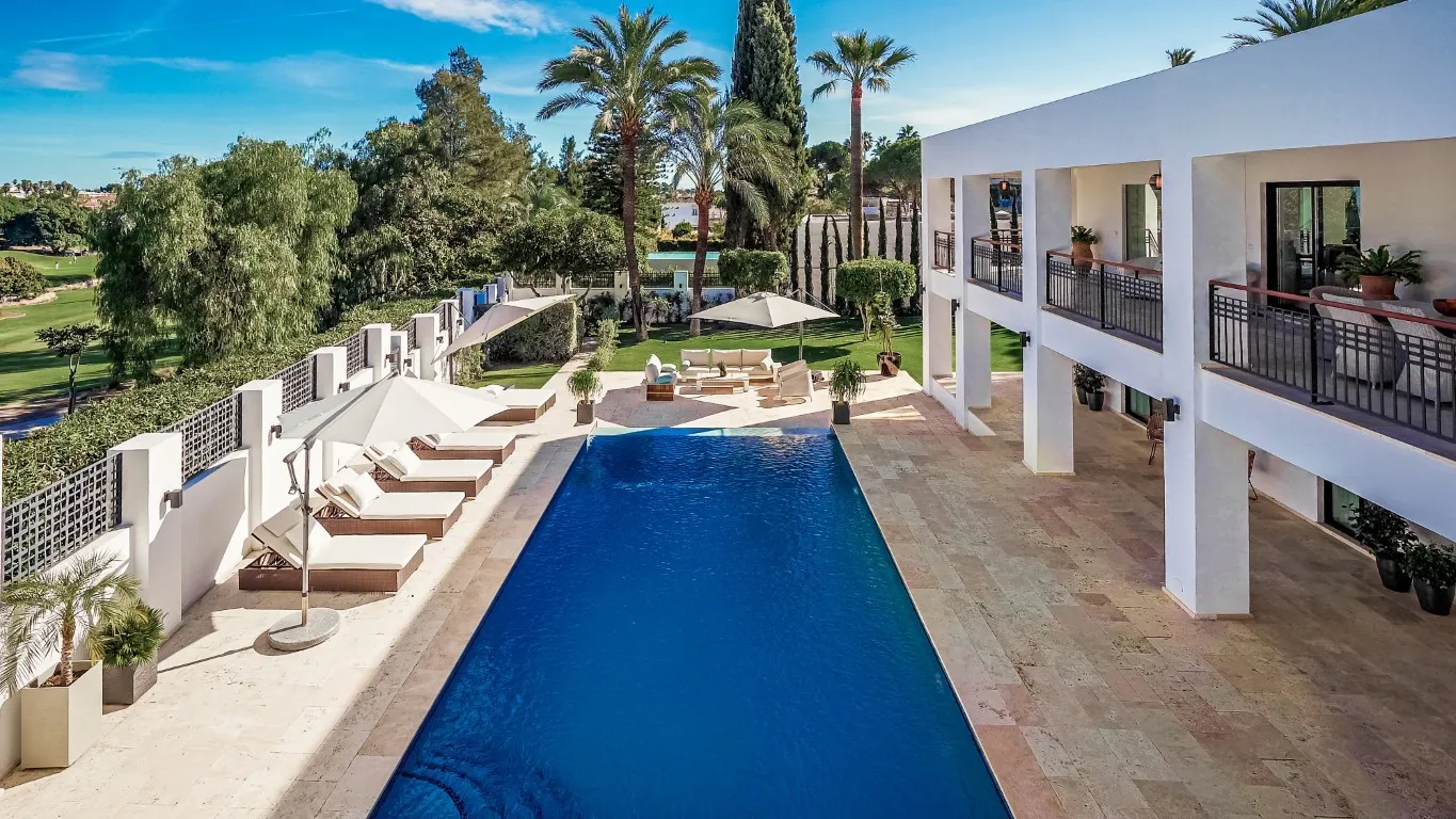 Villa for rent in marbella spain chef pool infinite luxury9