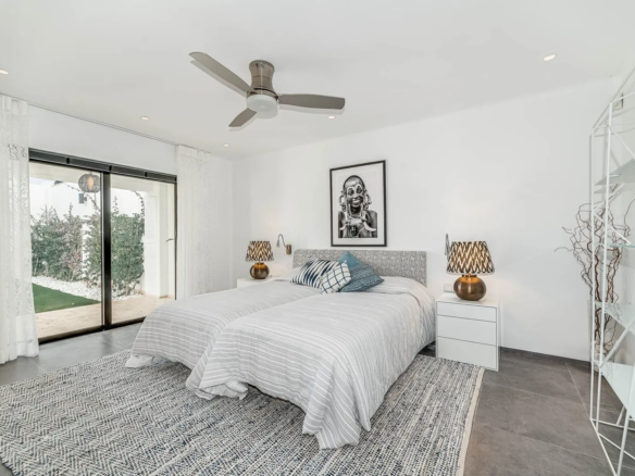 Villa for rent in marbella spain chef pool infinite luxury9