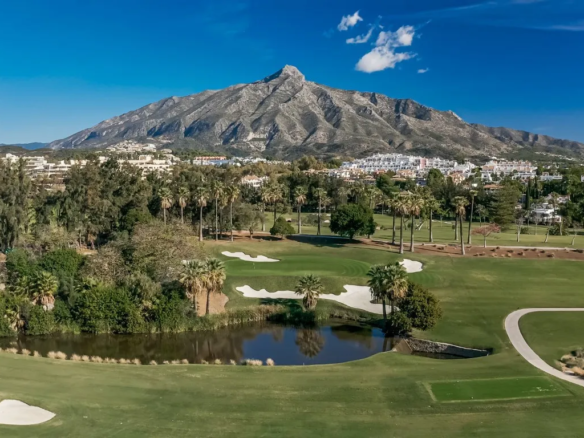 Villa for rent in marbella spain chef pool infinite luxury9