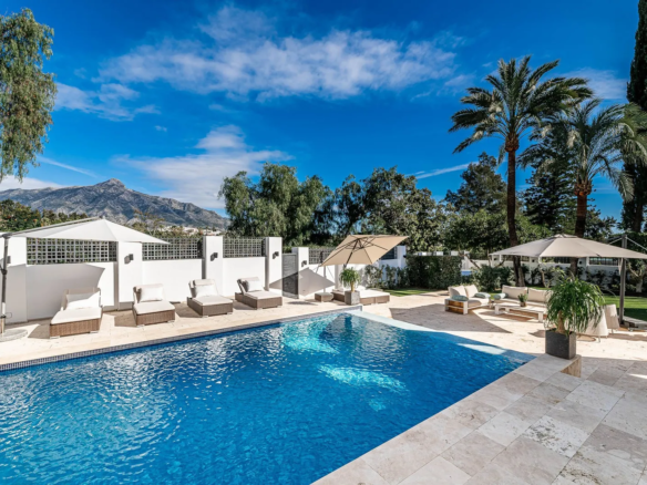 Villa for rent in marbella spain chef pool infinite luxury17