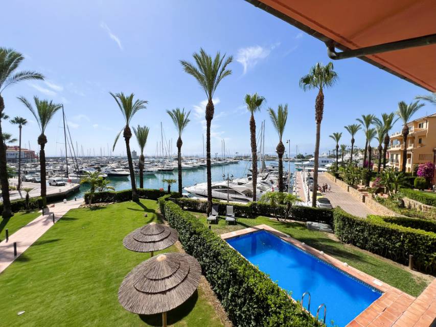 marina-port-sotogrande-real-estate-buy apartment villa