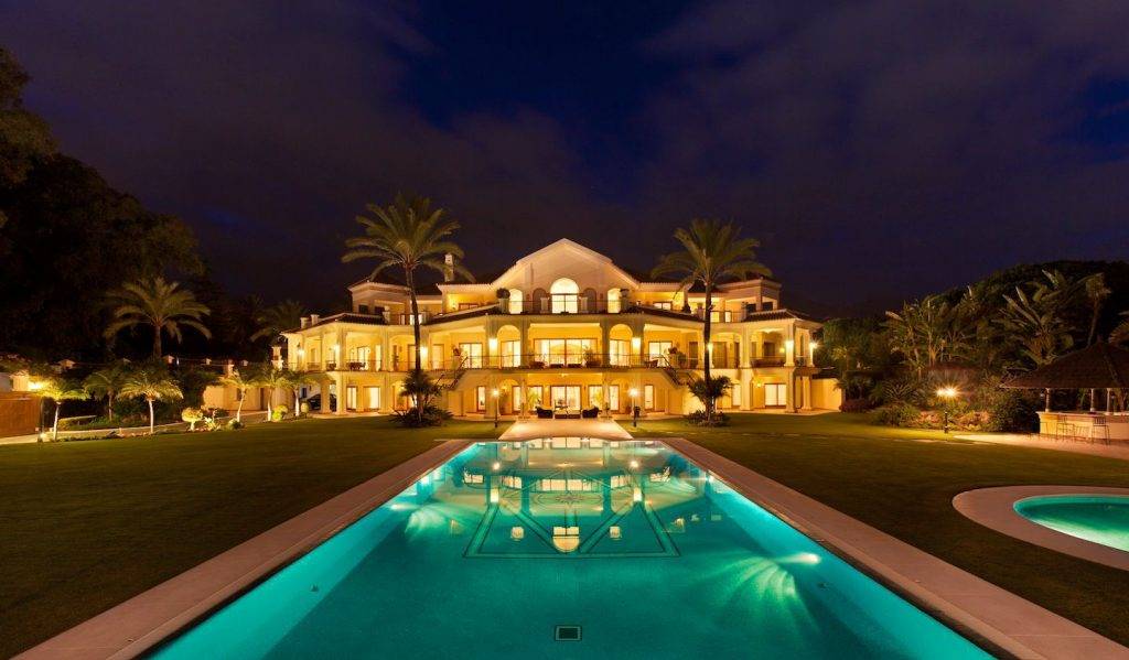 villa for sale in Golden Mile Marbella Malaga Spain with pool